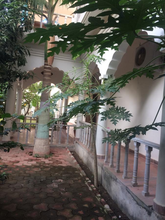 Hotel Isabel Palace Κχατζουράχο Εξωτερικό φωτογραφία